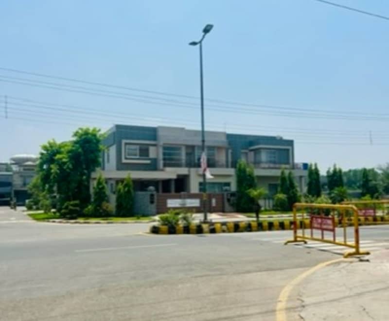 2 Kanal Residential Plot Urgent For Sale In Canal Garden Lahore

                                                            alt=