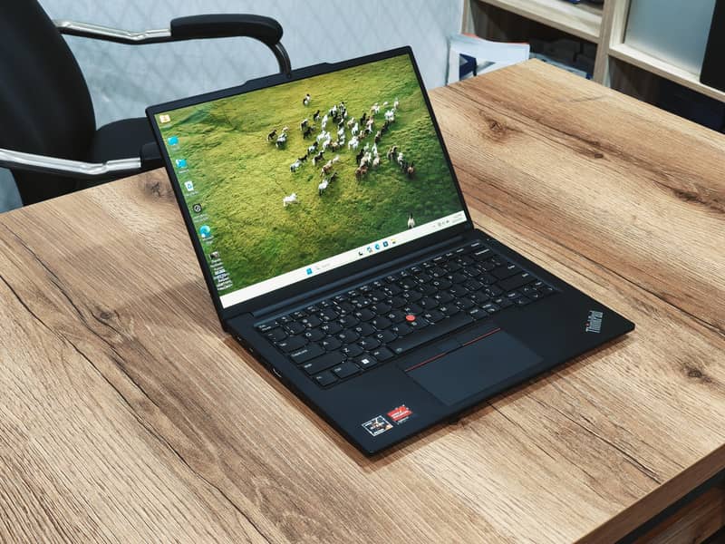 Lenovo E14 Ryzen 5 7530U 16 GB 256 GB SSD

                                                            alt=