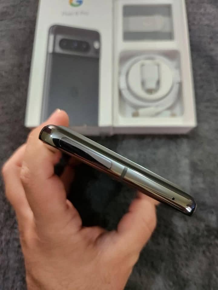 Google pixel 8 pro  12+256gb with complete O328/6676/3.41 my Whatsap

                                                            alt=