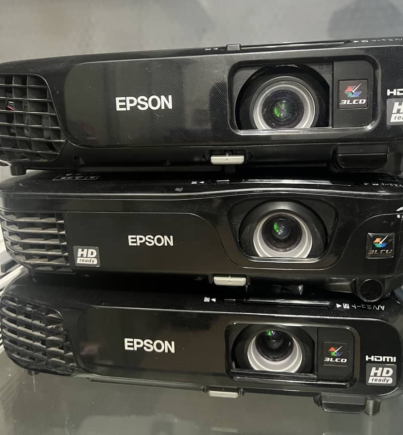 Smart Projector HD 3D 4K WiFi Home Cinema Projector

                                                            alt=