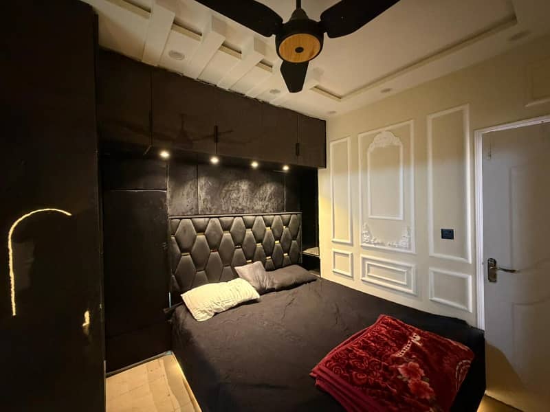 5 MARLA UPPER PORTION FOR RENT IN EDEN BOULEVARD COLLEGE ROAD LAHORE

                                                            alt=