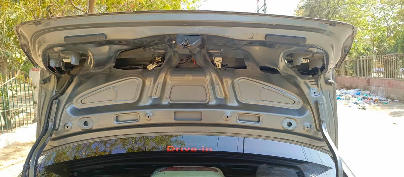 Honda Civic oriel Prosmatic  2012

                                                            alt=