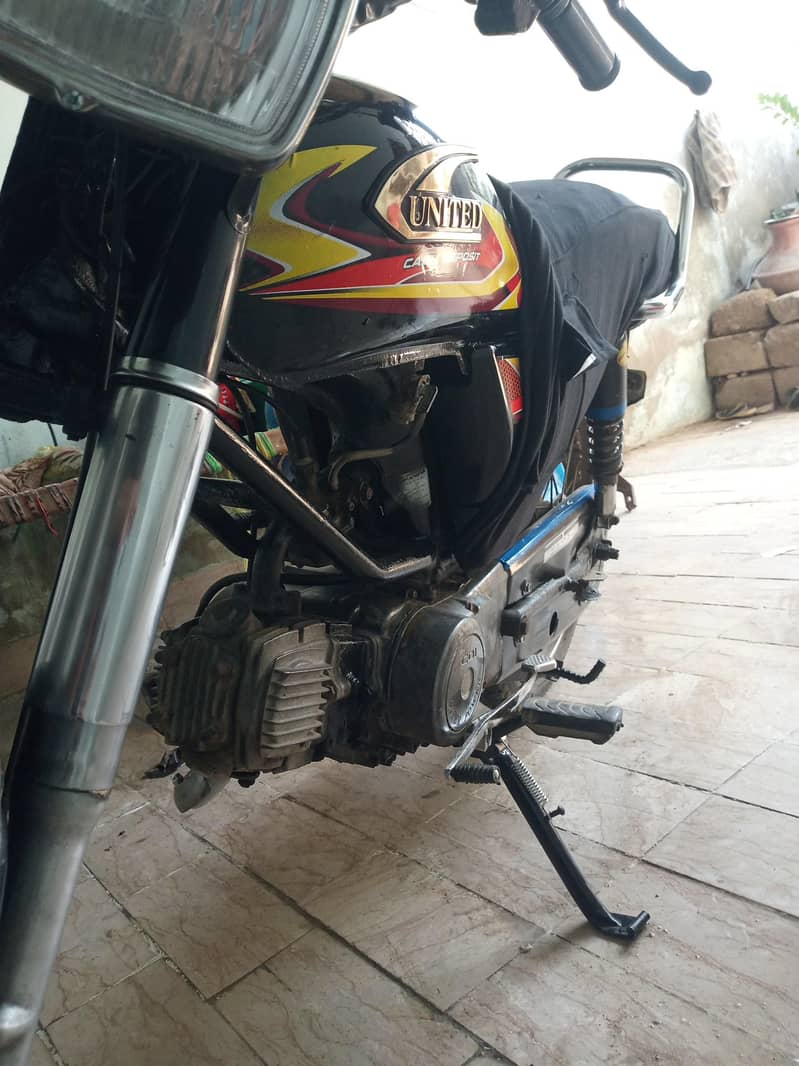 United Us100cc  urgent sell

                                                            alt=