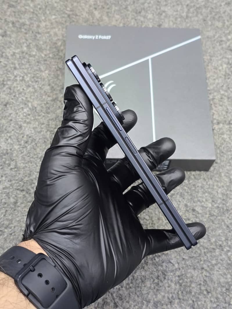 Samsung Galaxy Z Fold 7 12 GB Ram 512 GB Rom Non PTA

                                                            alt=