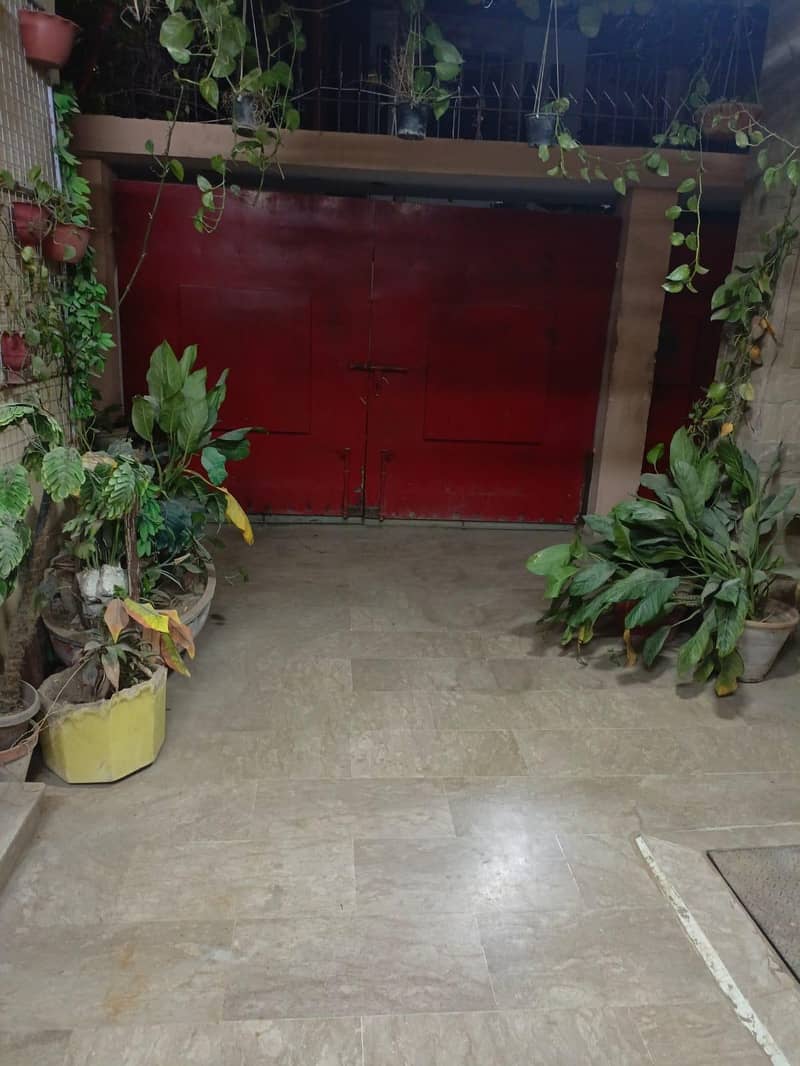 Fully Furnished 240 Sq Yards Guest House Floor

                                                            alt=