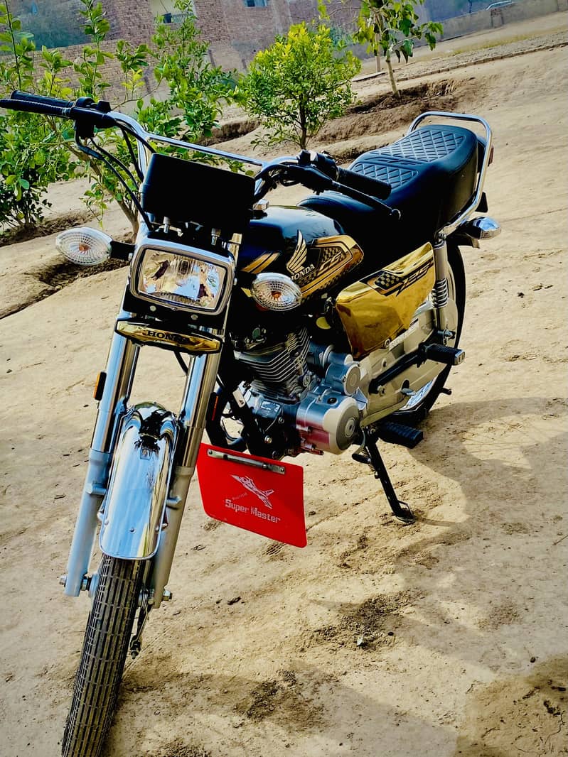 Honda 125 gold edition

                                                            alt=