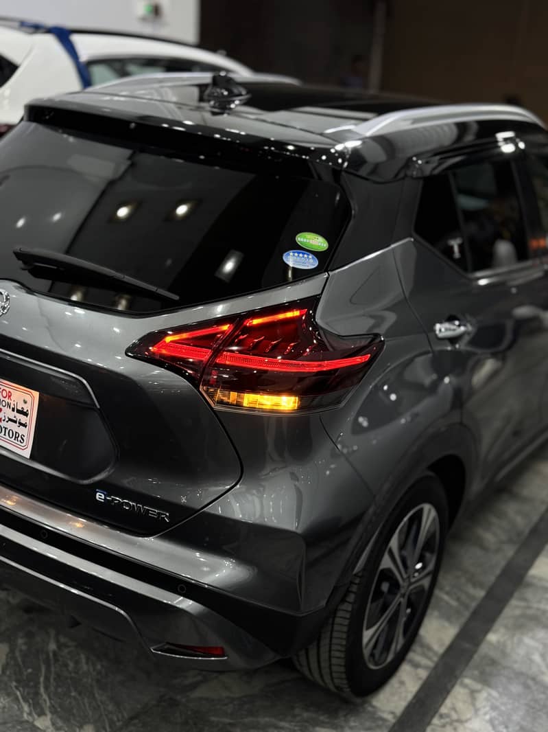 NISSAN KICKS 2020/25 4 GRADE

                                                            alt=