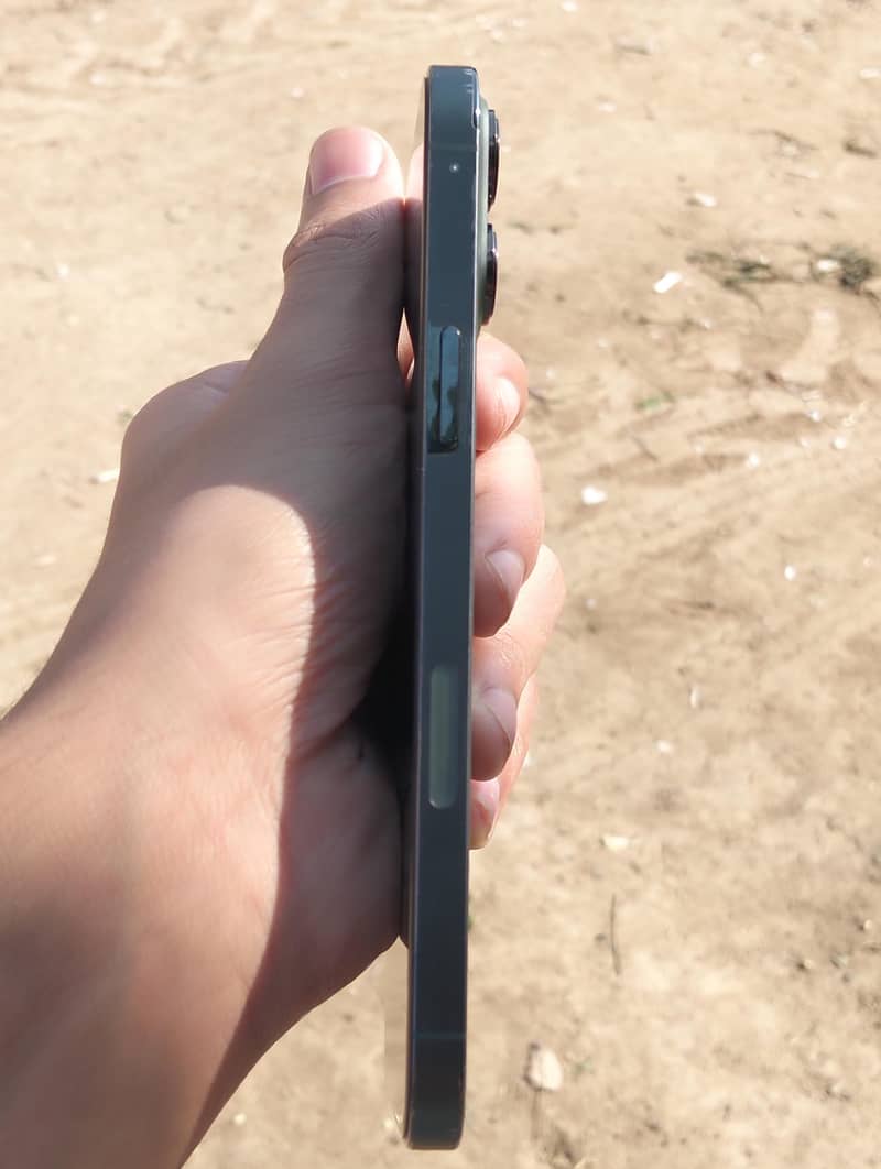 iphone 13pro max

                                                            alt=