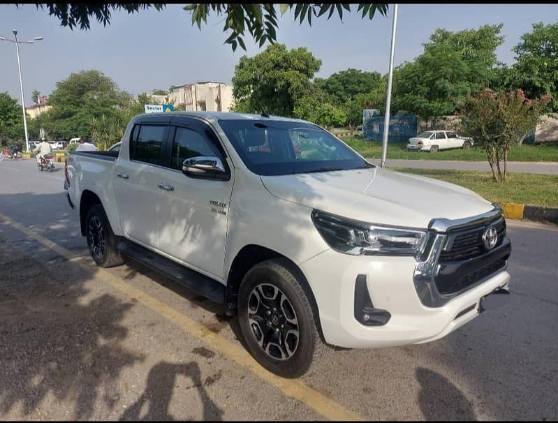 Armored / Bulletproof Vehicles Available

                                                            alt=