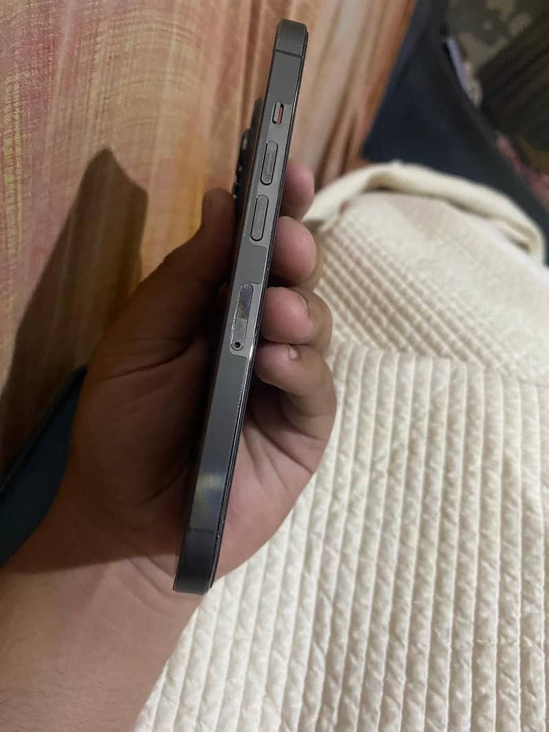 Apple_Iphone 13Pro 128 gb_Factory unlock_84 % bettary

                                                            alt=