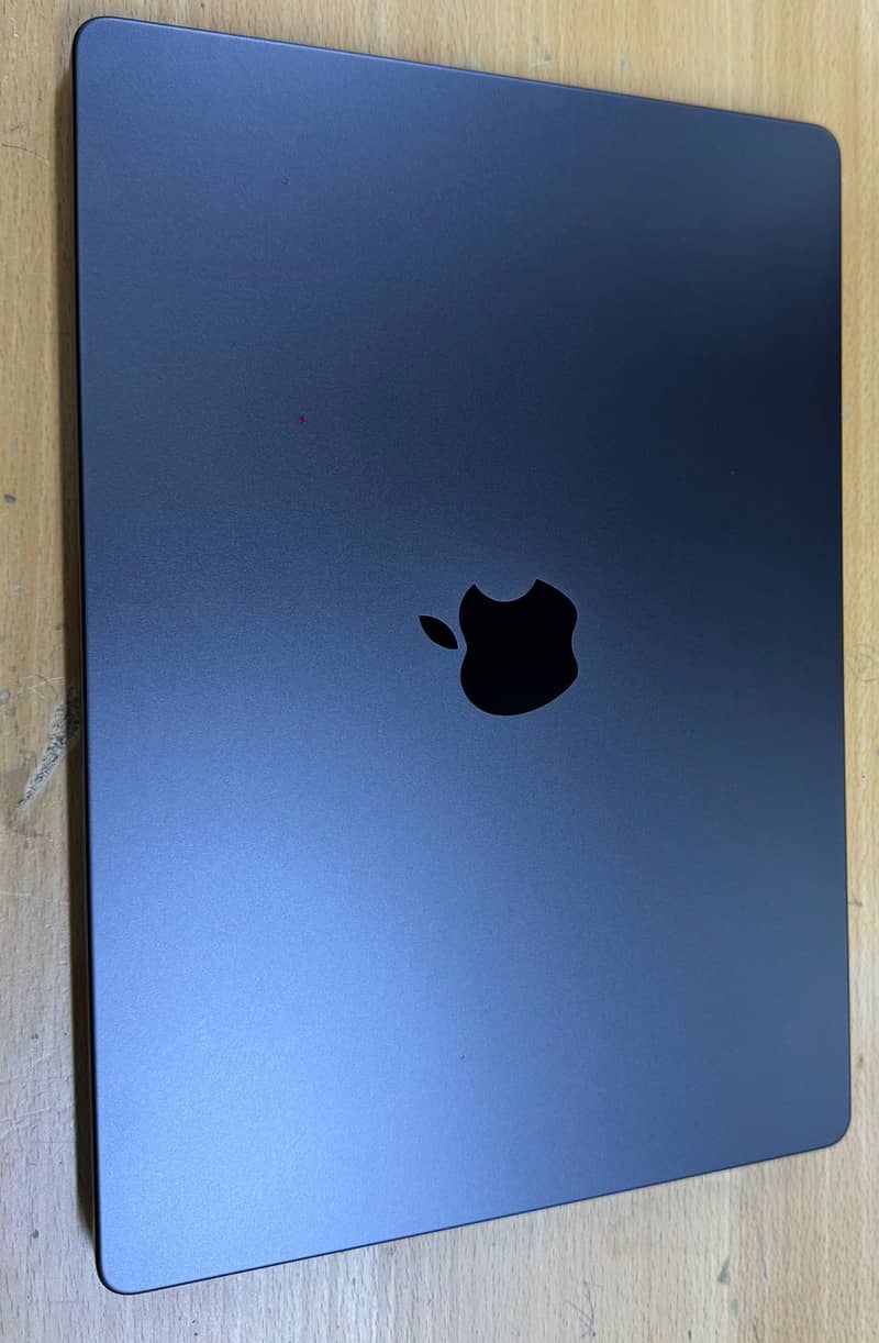 Apple Macbook pro M1/M2 / M3 pro 14 2020 / 2021 / 2022   M4 air m3 air

                                                            alt=