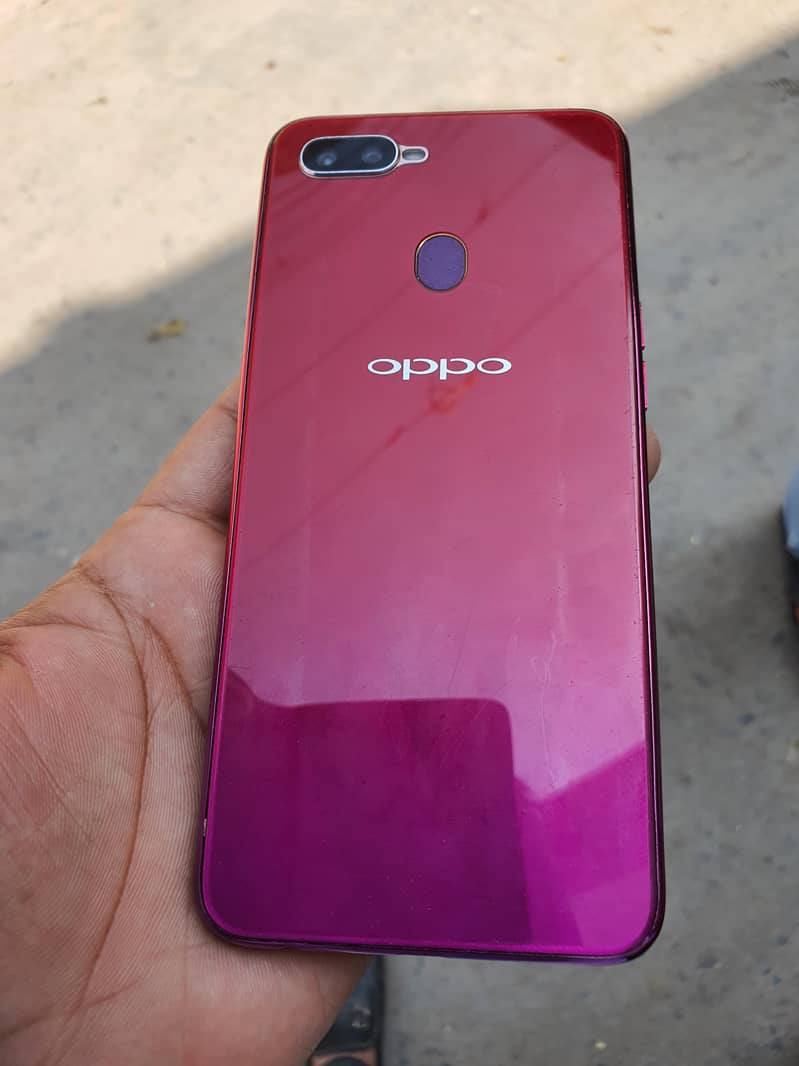 oppo F9

                                                            alt=
