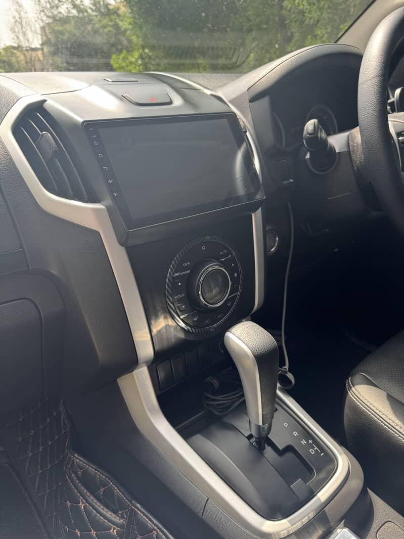 ISUZU DMAX 3.0 GTX EDITION

                                                            alt=