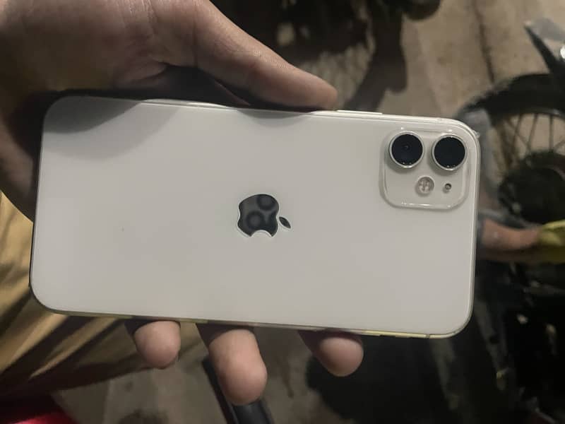 IPHONE 11

                                                            alt=