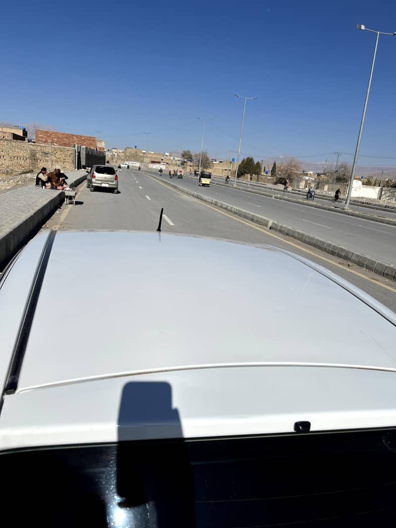 Toyota vitz

                                                            alt=