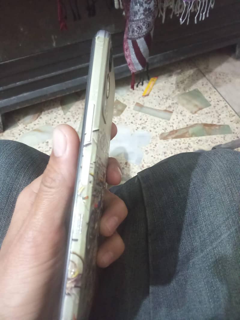 Infinix hot 12 6/128 no open no repair condition Good battery 5000 mah

                                                            alt=