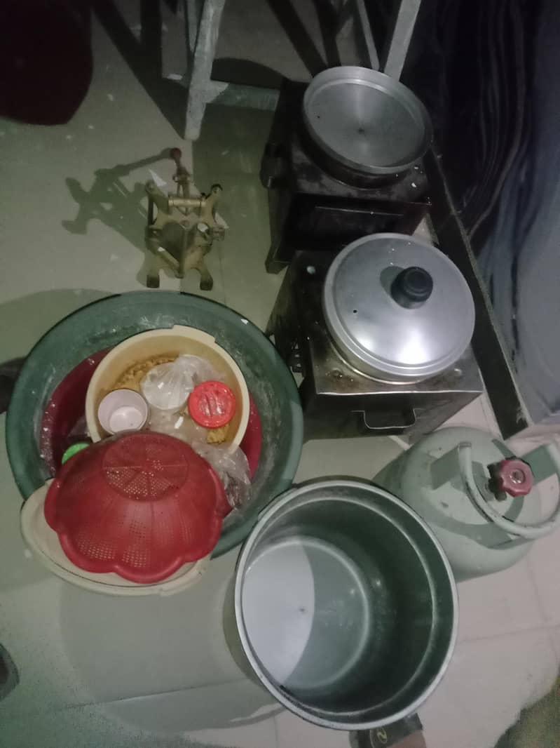 aloo chips pura new hai

                                                            alt=