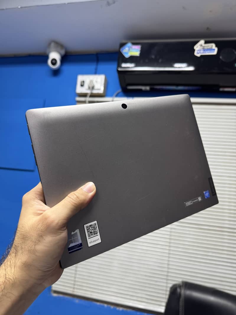 LENOVO laptop plus tablet 2 in 1 dual core processor 4GB RAM 64 GB SSD

                                                            alt=