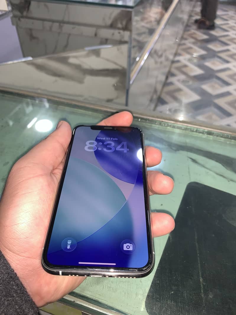 11 pro 256gb

                                                            alt=