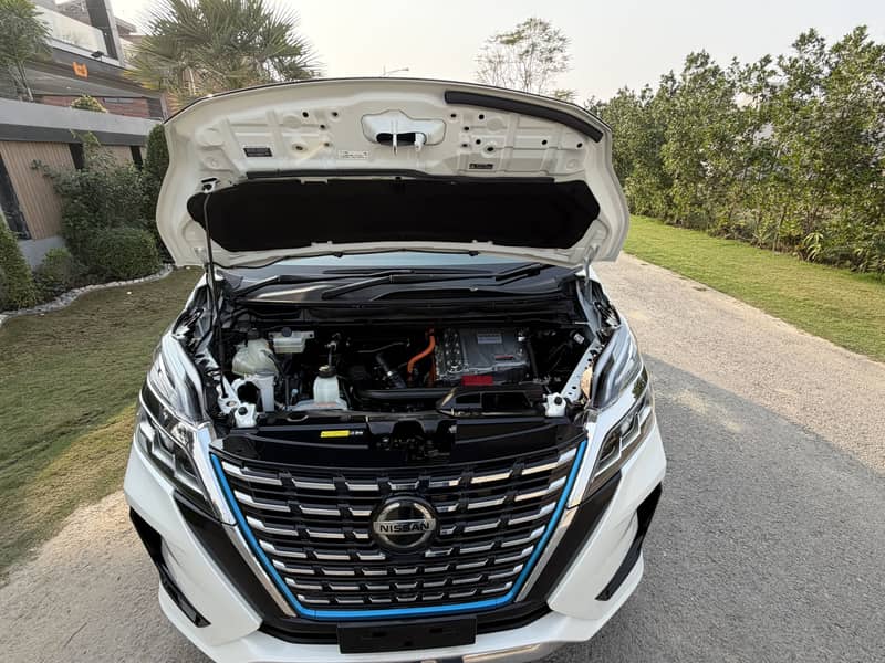 Nissan serena 2020 Highwaystar G 4.5 grade 2026 fresh import

                                                            alt=