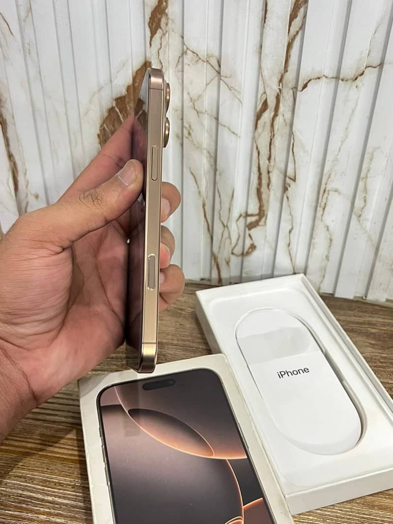 Iphone 16 pro max 256gb

                                                            alt=