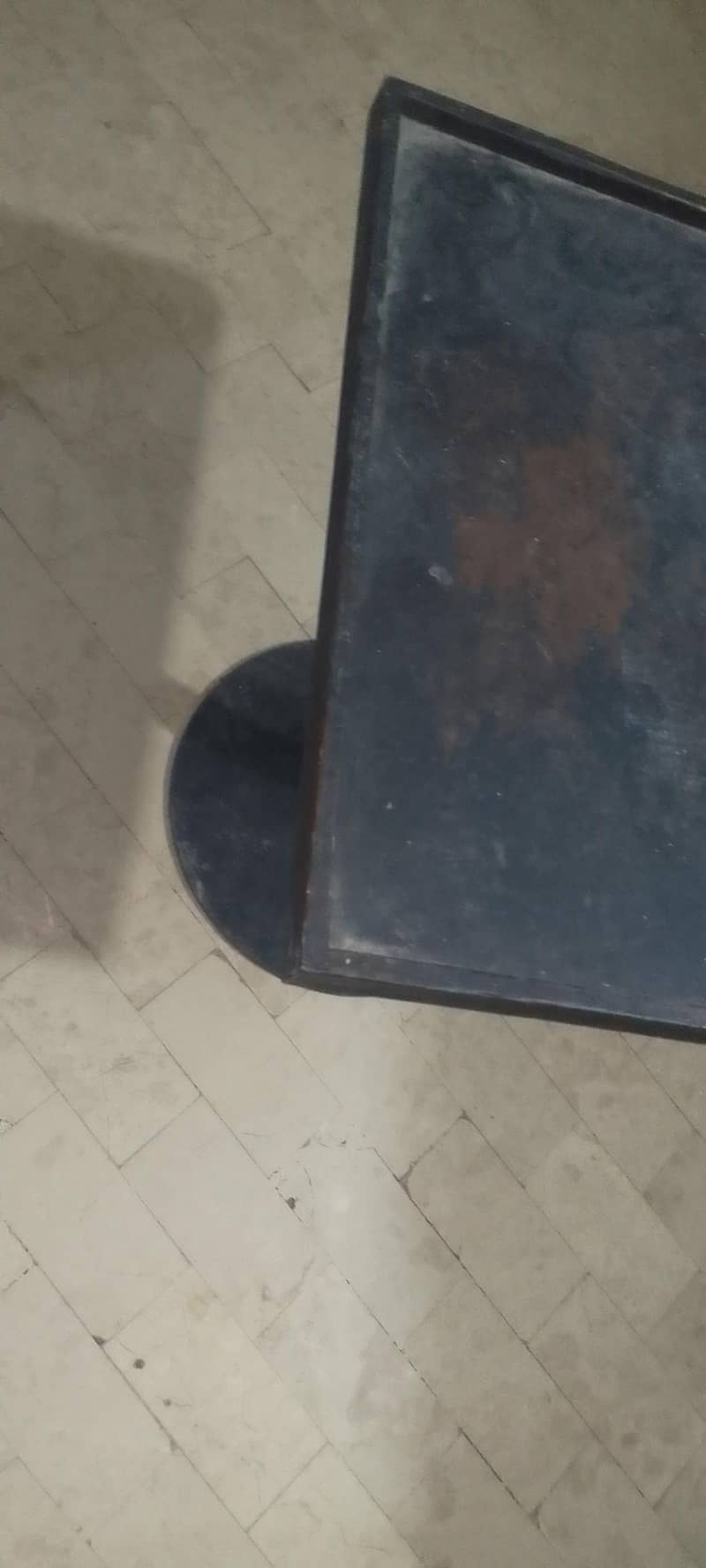 Table in good condition for sale

                                                            alt=