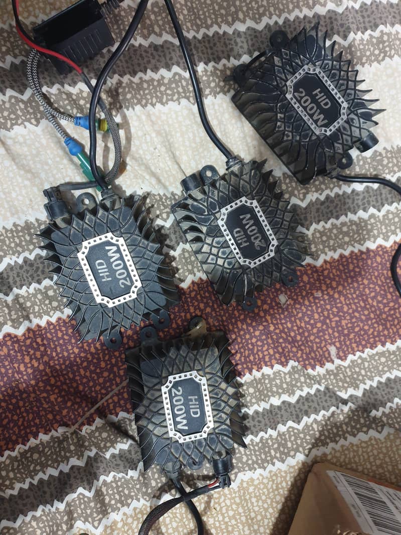 HID 200w 4 blasters 6 hids (*Urgent*)

                                                            alt=