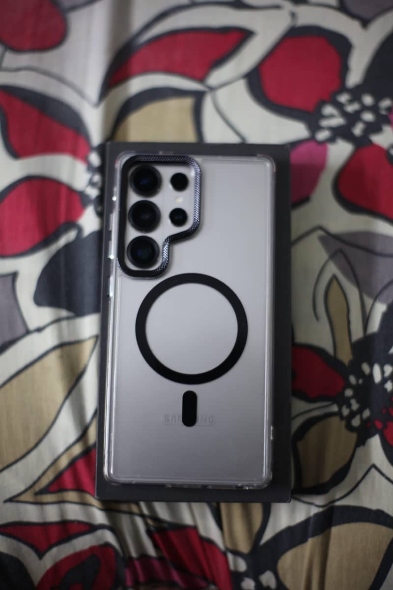 Samsung Galaxy S25 Ultra 12/256 Titanium Grey — 10/10 Condition

                                                            alt=