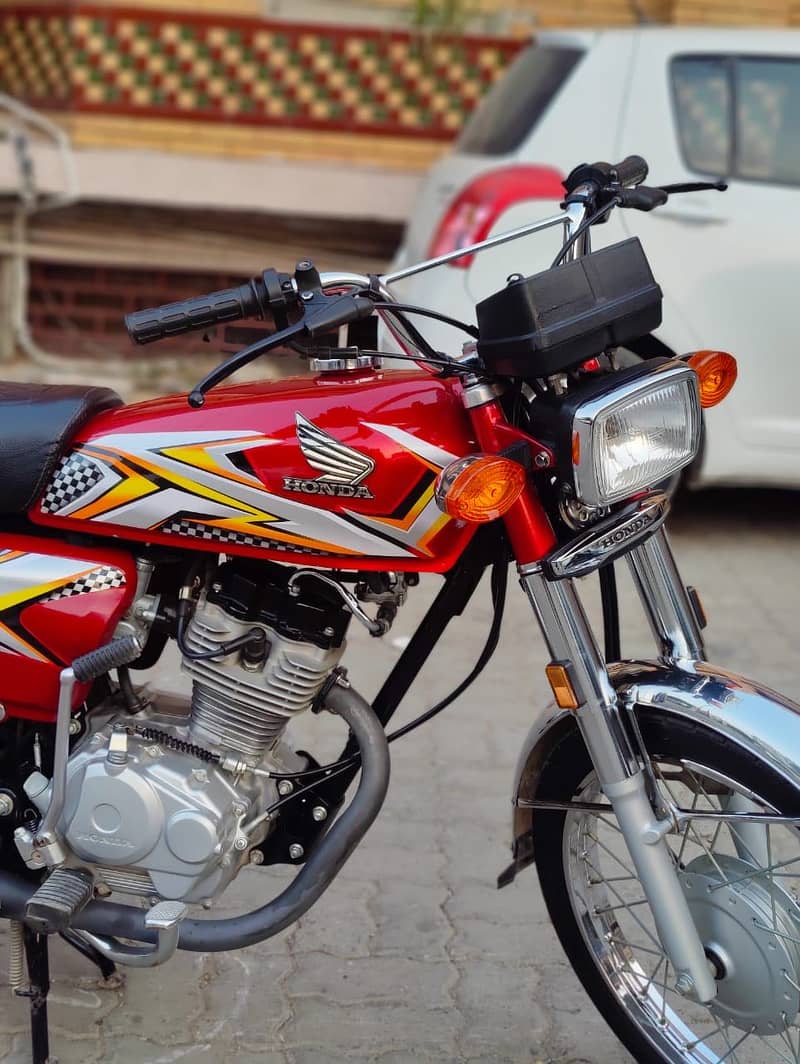 Honda CG 125 | Model 2024 | 2025 | Un-Registerd Bike New 125 Honda

                                                            alt=