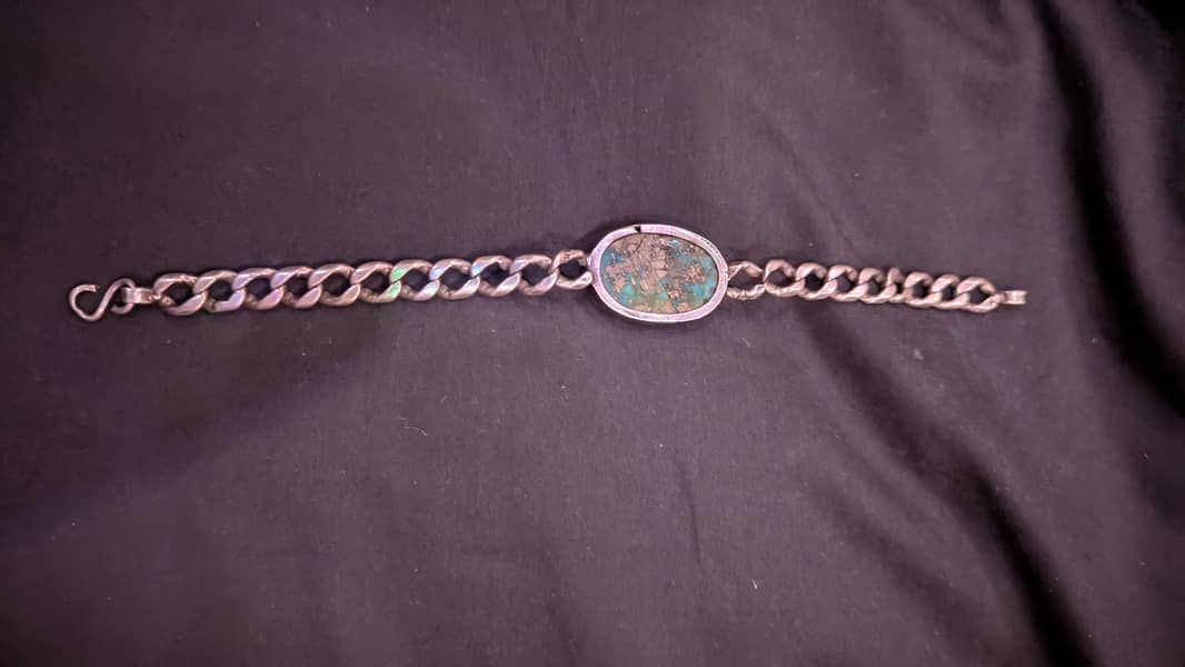 5 Tolay Sliver Sath Hussani Froza

                                                            alt=