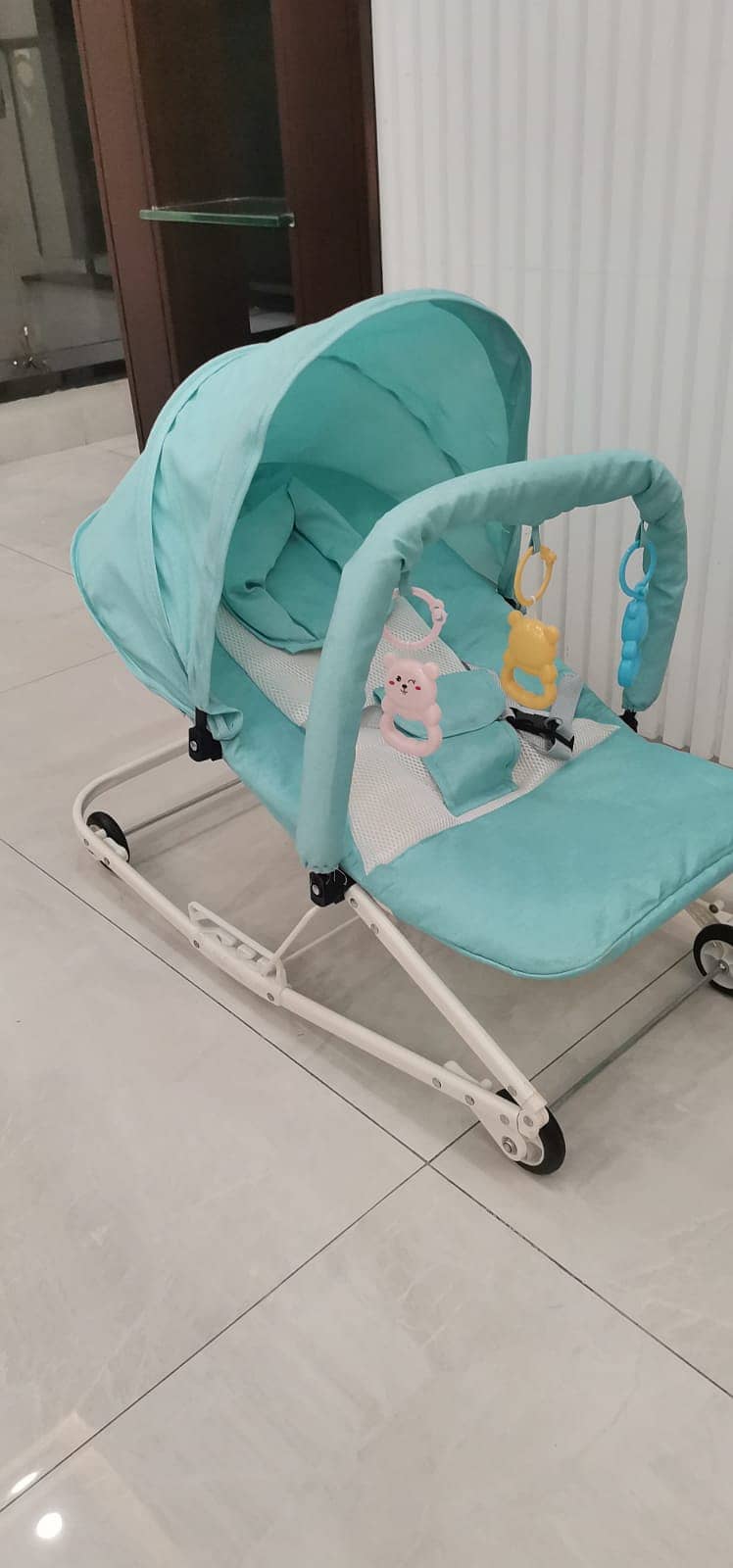 Baby Rocker amost new

                                                            alt=