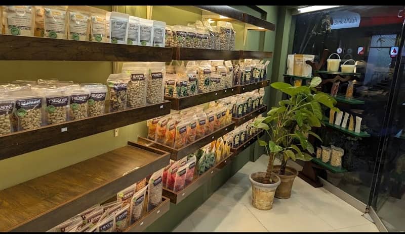 CORNER SHOP FOR RENT AT MAIN KHY MUJAHID DHA PHASE 5

                                                            alt=