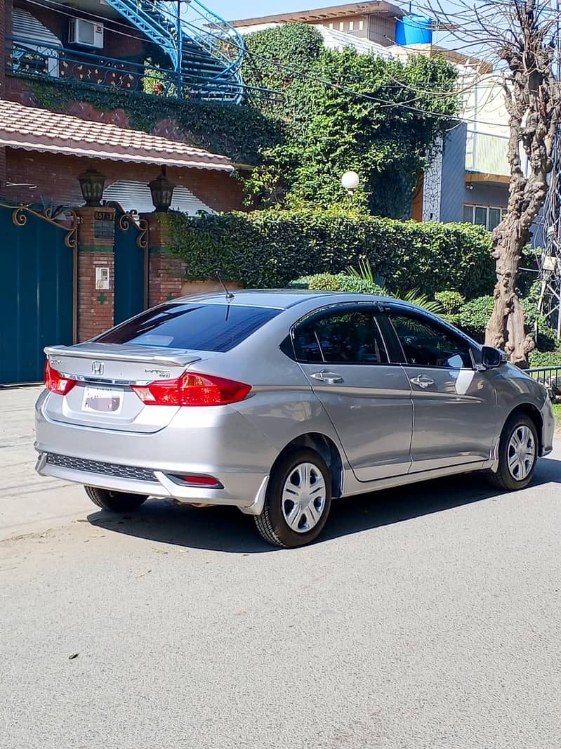 Honda City 1.2 Automatic Model 2025

                                                            alt=