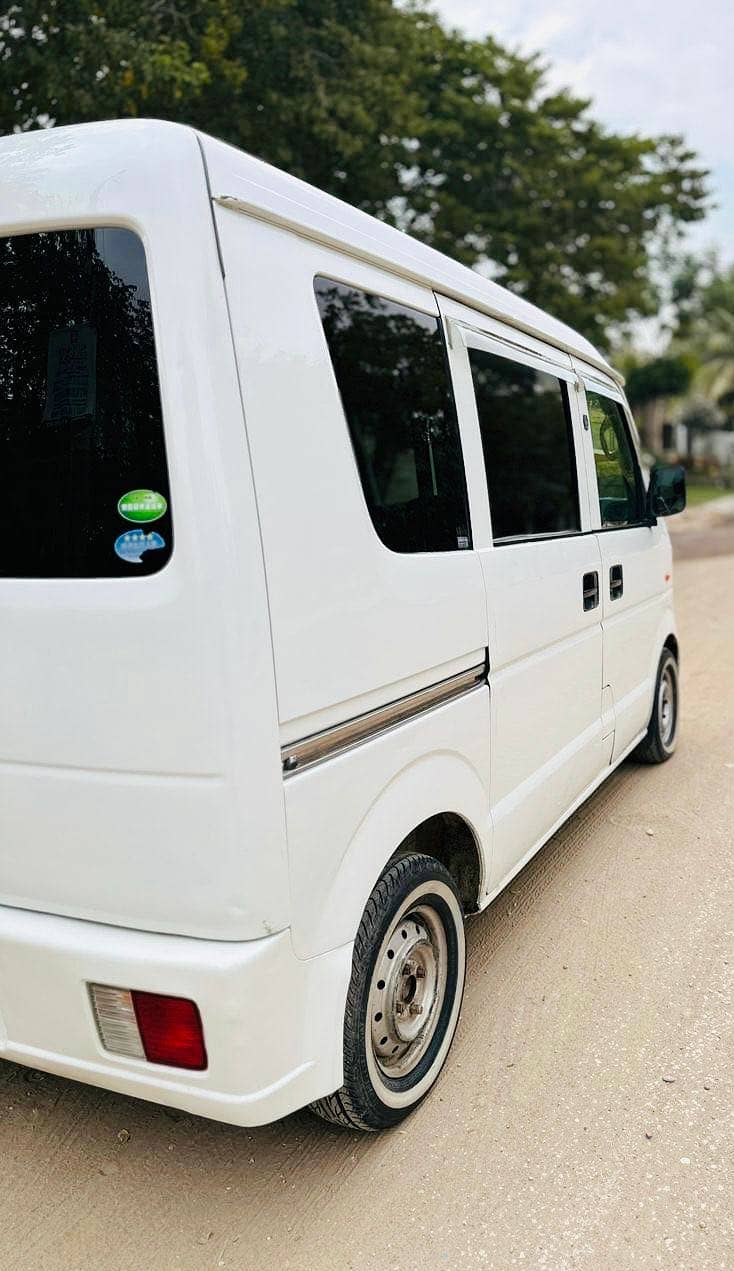 Suzuki Every 2014

                                                            alt=