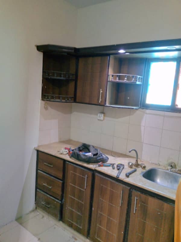 Portion With Roof For Rent in Block i North Nazimabad

                                                            alt=