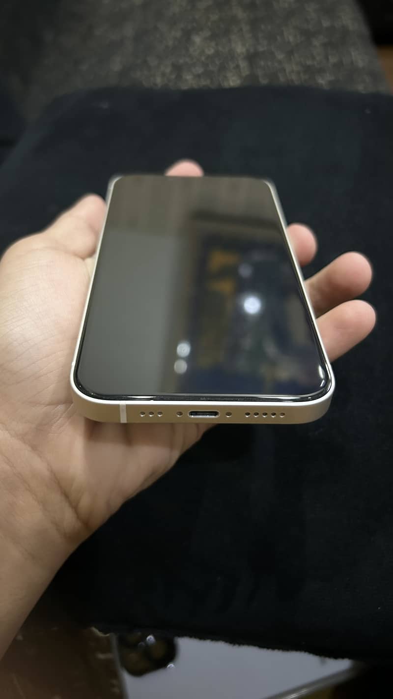 Apple iPhone 13

                                                            alt=