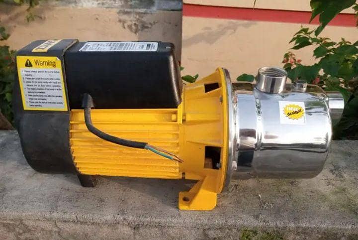 Davey 1hp jet suction pump made by Australia Available

                                                            alt=