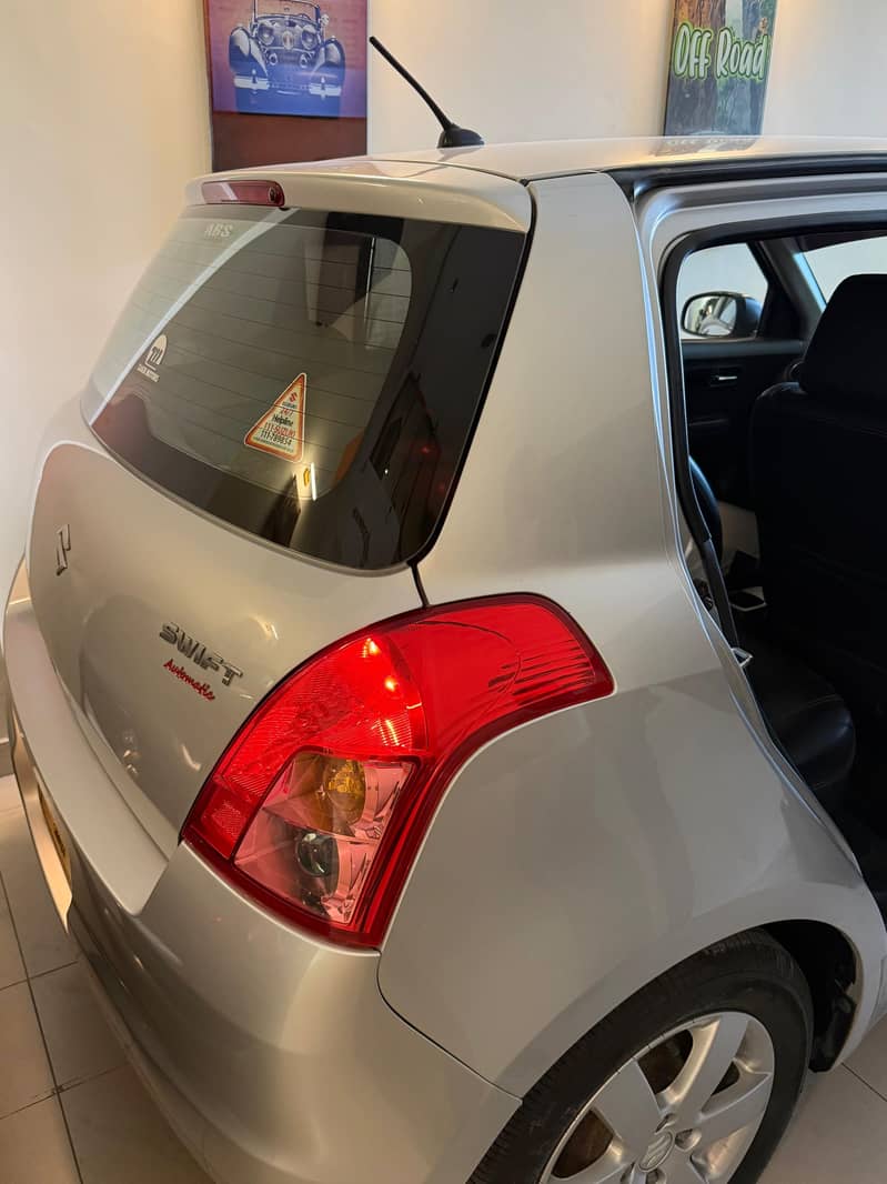 Suzuki Swift 2016

                                                            alt=