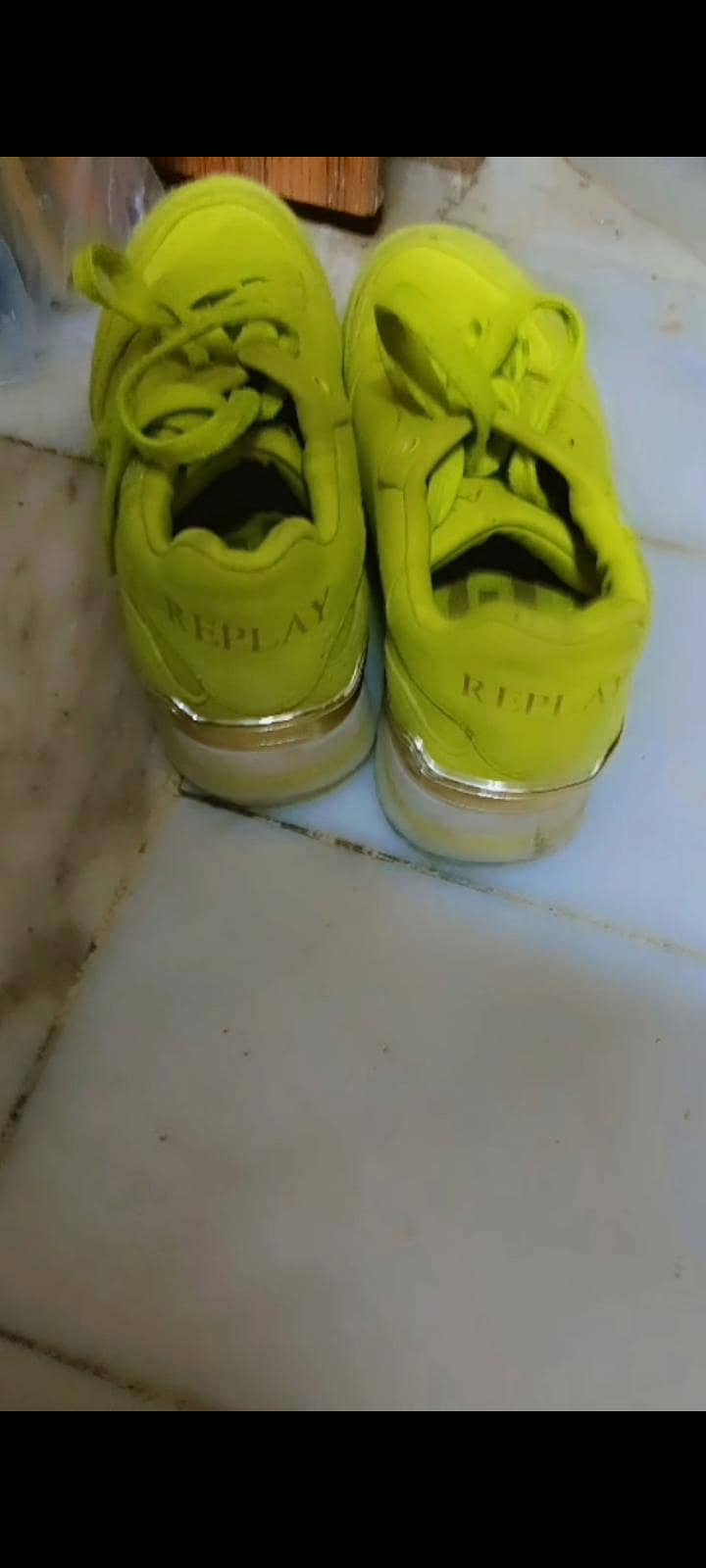 kids shoes good condition brand replay

                                                            alt=