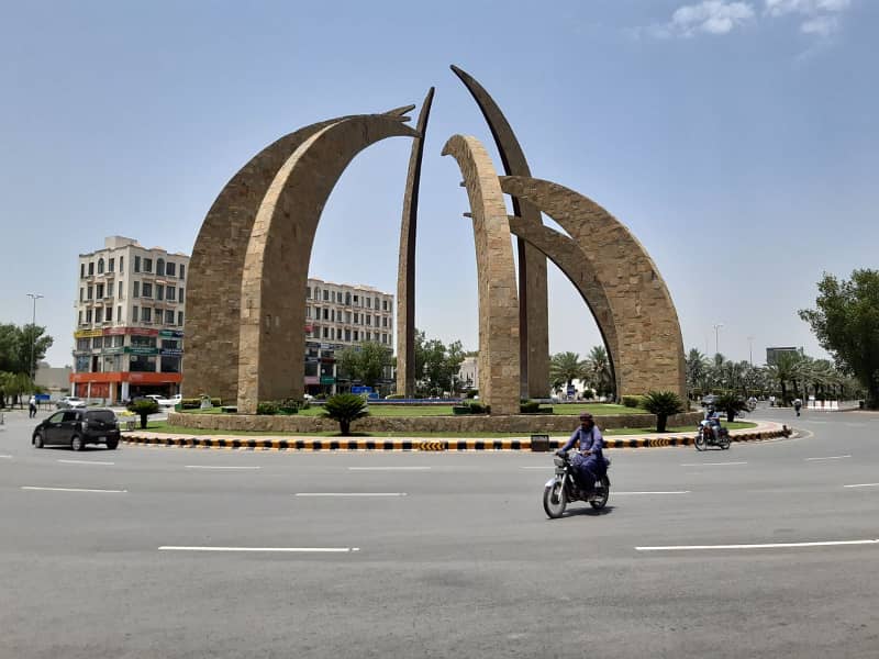 Investors Should Sale This Residential Plot Located Ideally In Bahria Orchard

                                                            alt=