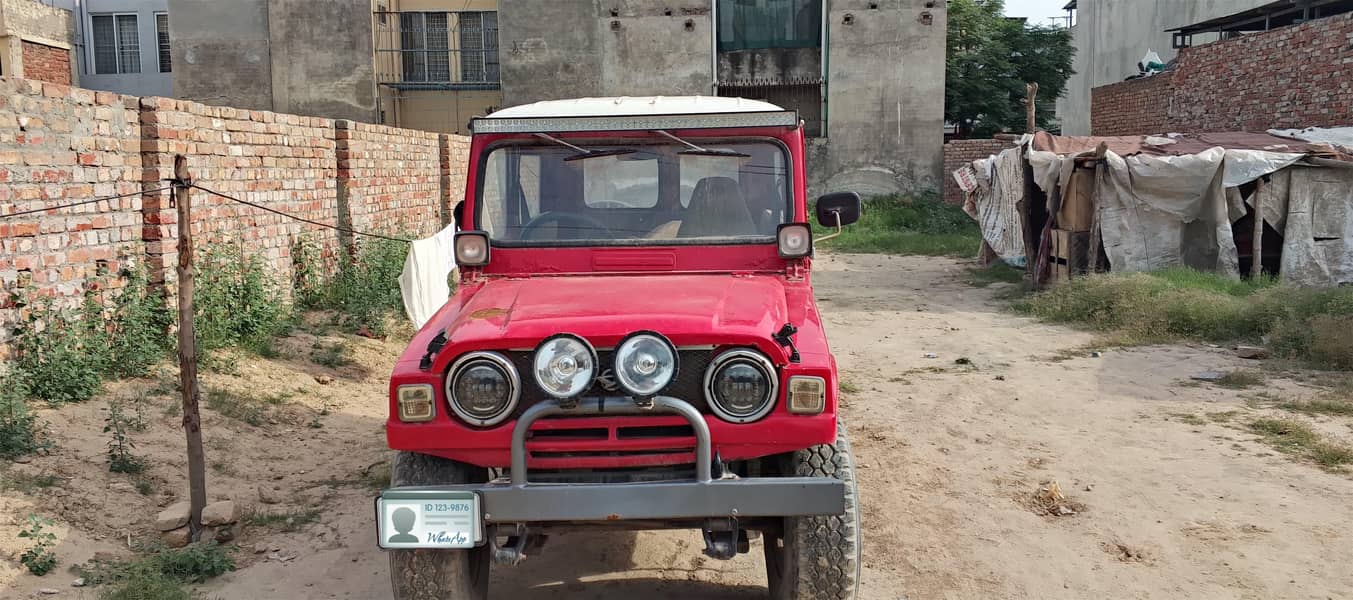 Daihatsu Rocky 1982

                                                            alt=