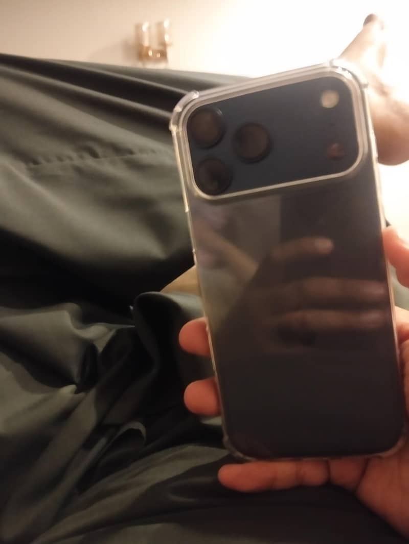 Apple iPhone 17 Pro Max

                                                            alt=