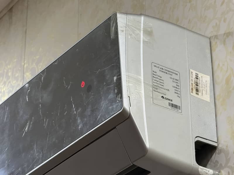 GREE 1 ton in Excellent Condition

                                                            alt=