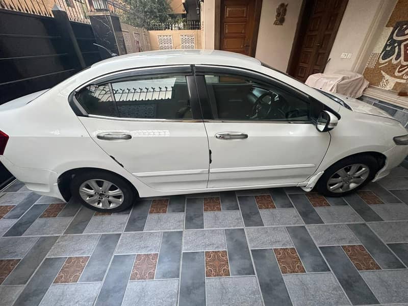 Honda City Aspire 1.5 i-VTEC 2017  – Neat & Clean