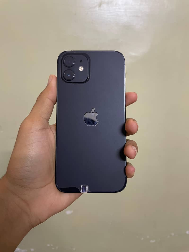 Apple iPhone 12

                                                            alt=