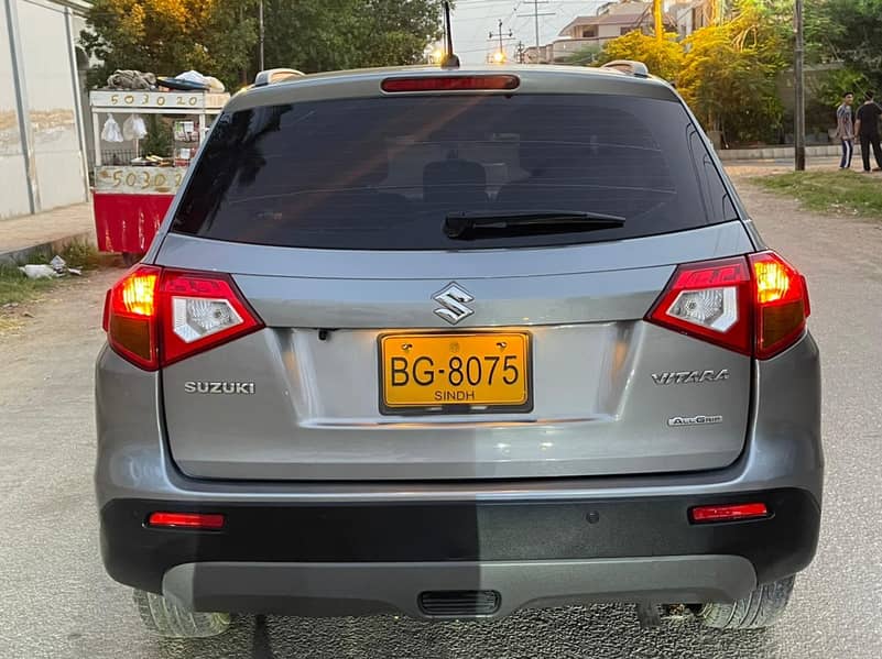 Suzuki Vitara 2017

                                                            alt=