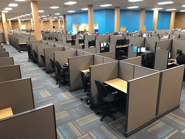 Cluster/Workstation/Office Table/Enterprise Cluster/HPC Cluster/Tables

                                                            alt=