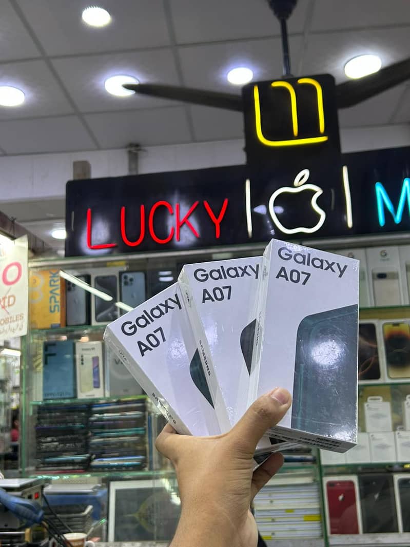 Samsung Mobile A07 / 4/64gb / samsung A07

                                                            alt=