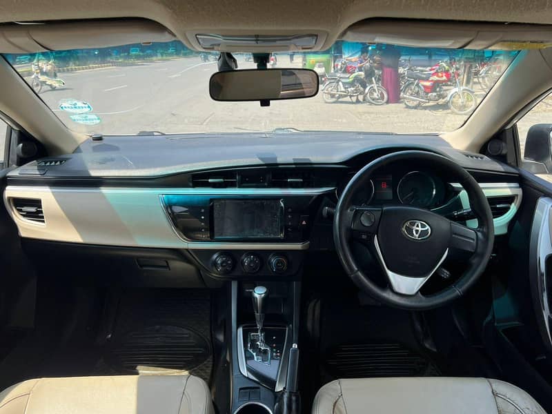 Corolla Grande 2015

                                                            alt=