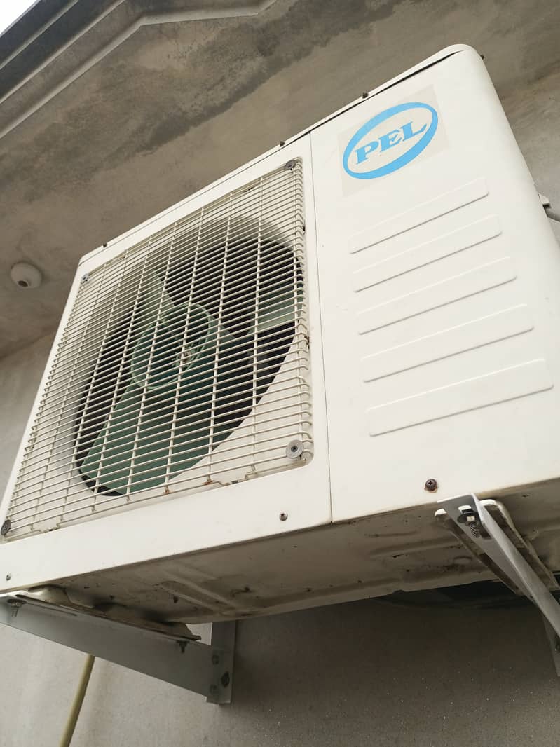 1.5 Ton Split AC For Sale

                                                            alt=